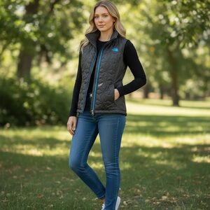 The North Face Insulated Quilted Zip Vest • Outdoor Layering